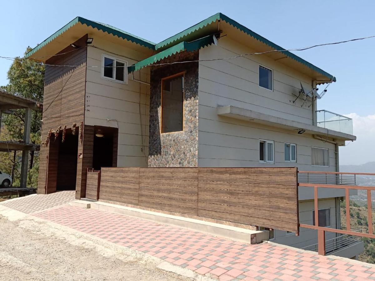 Pine Peak Villa Kasauli Exterior photo