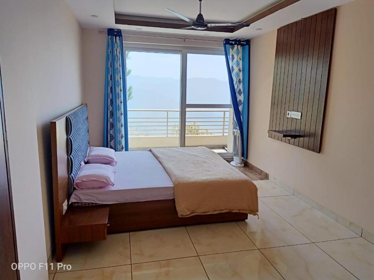 Pine Peak Villa Kasauli Exterior photo